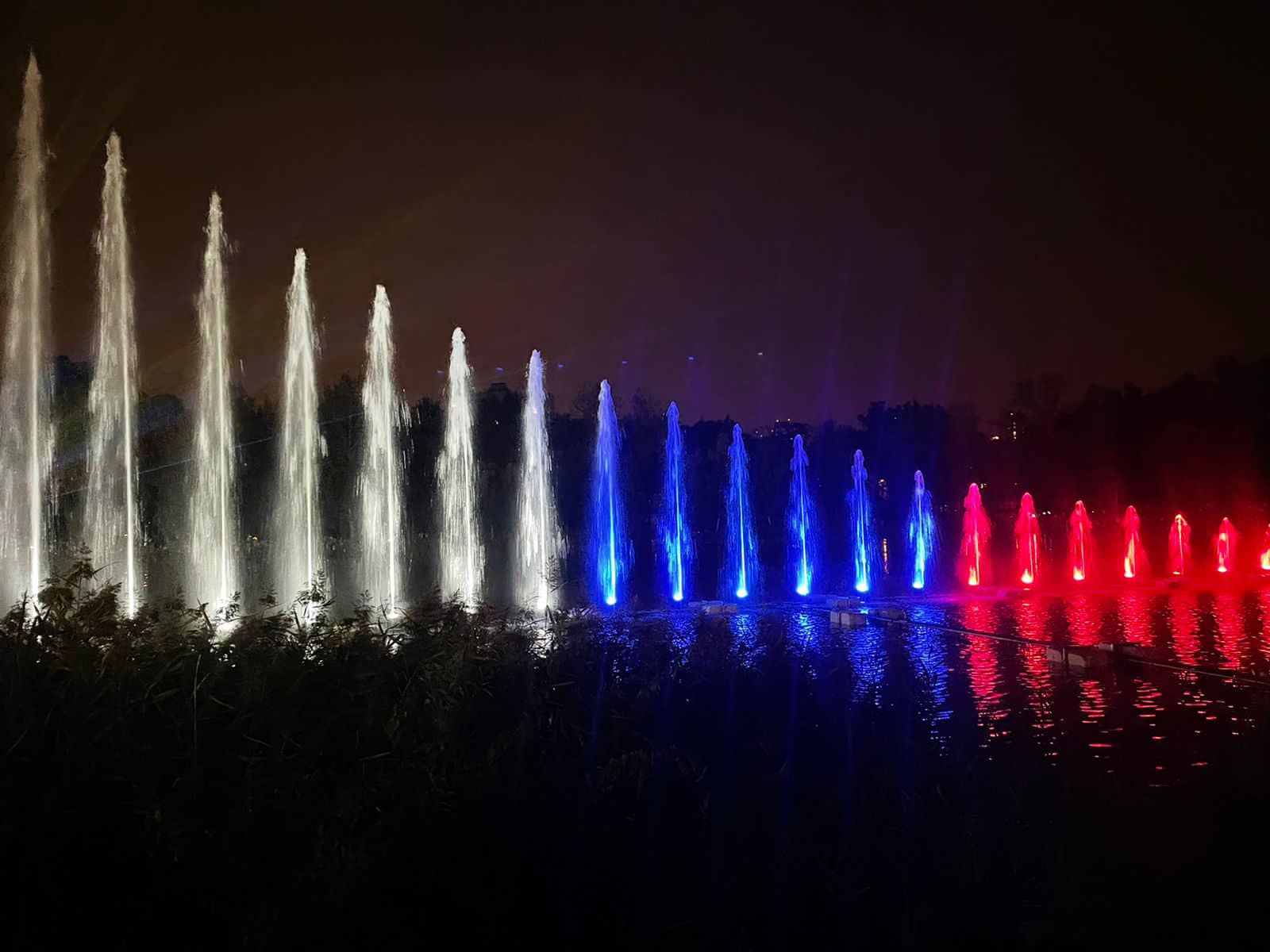 floating fountains